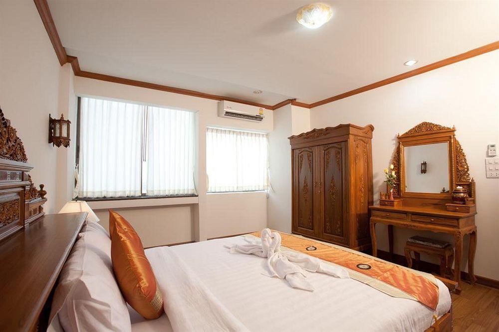Bua Raya Hotel Chiang Mai Extérieur photo