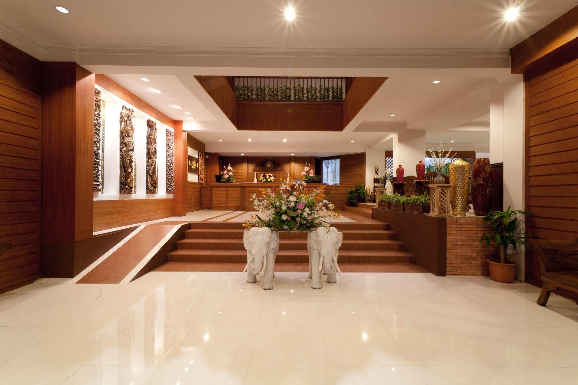 Bua Raya Hotel Chiang Mai Extérieur photo